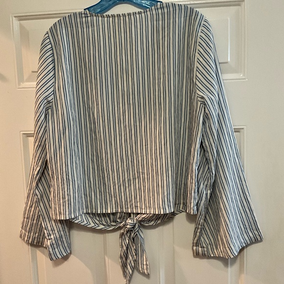 NWT ~Michael Kors Striped Blouse Sz.M - Picture 2 of 7